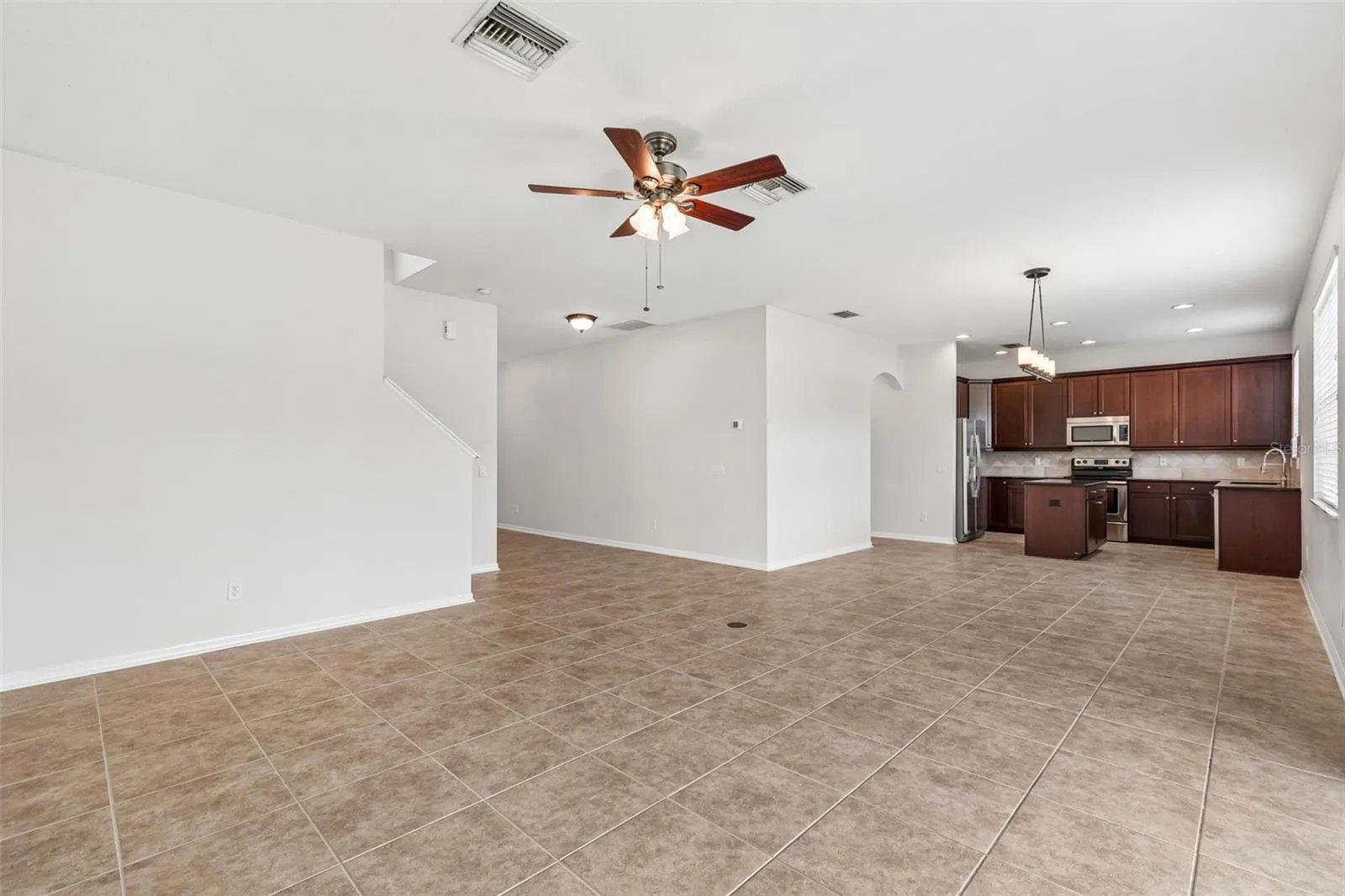 family room/kitchen