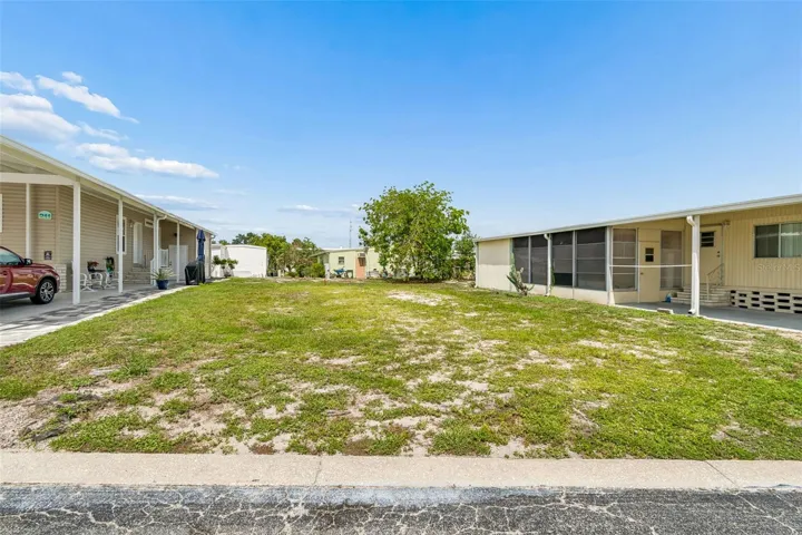 Lot 210 Front exposure