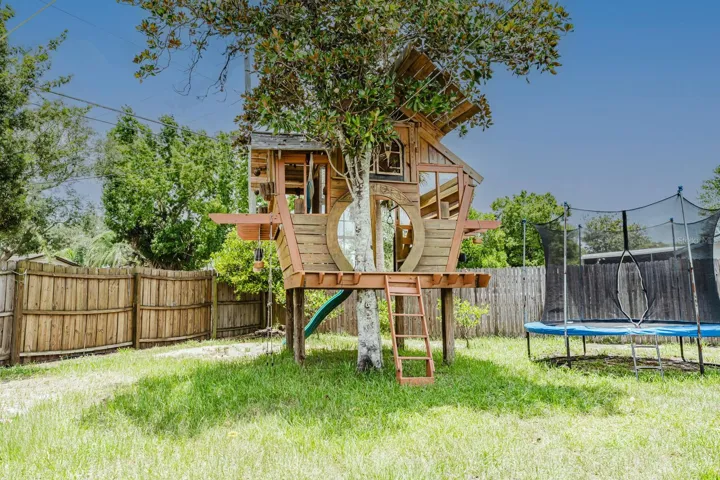 Tree House
