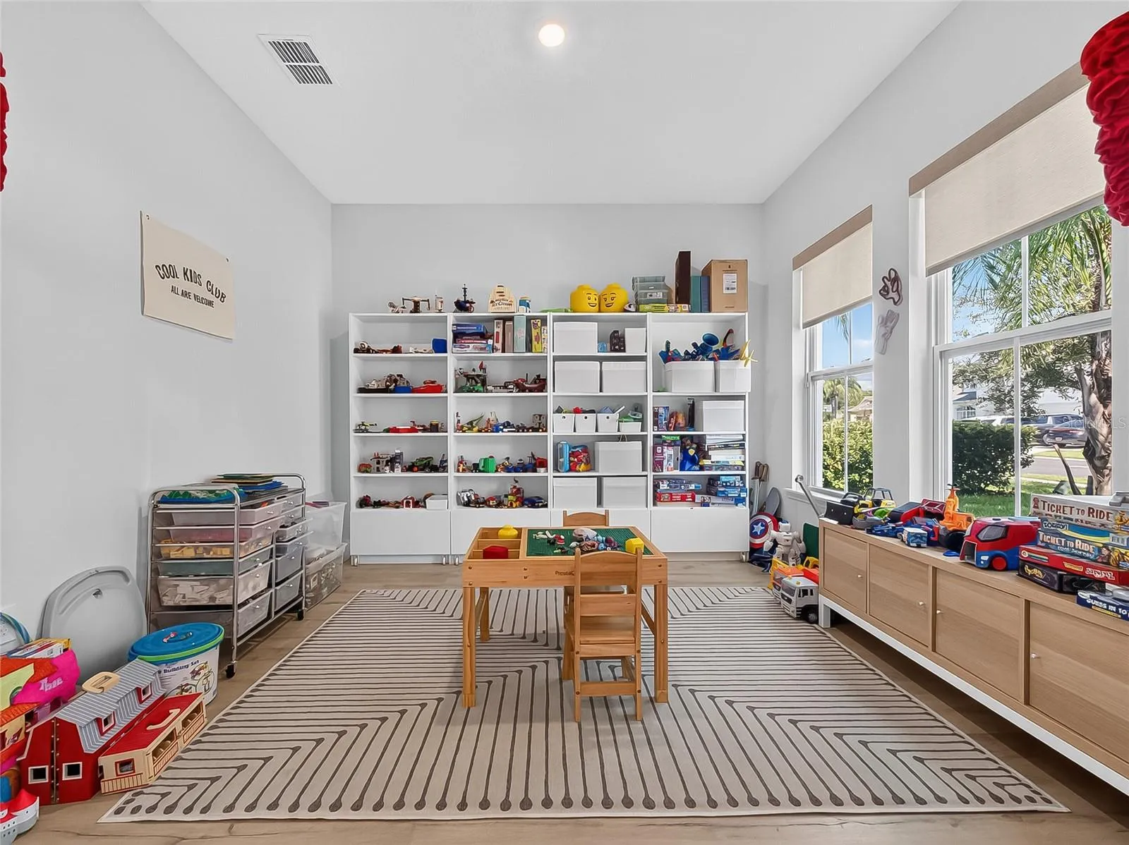 Flex room
