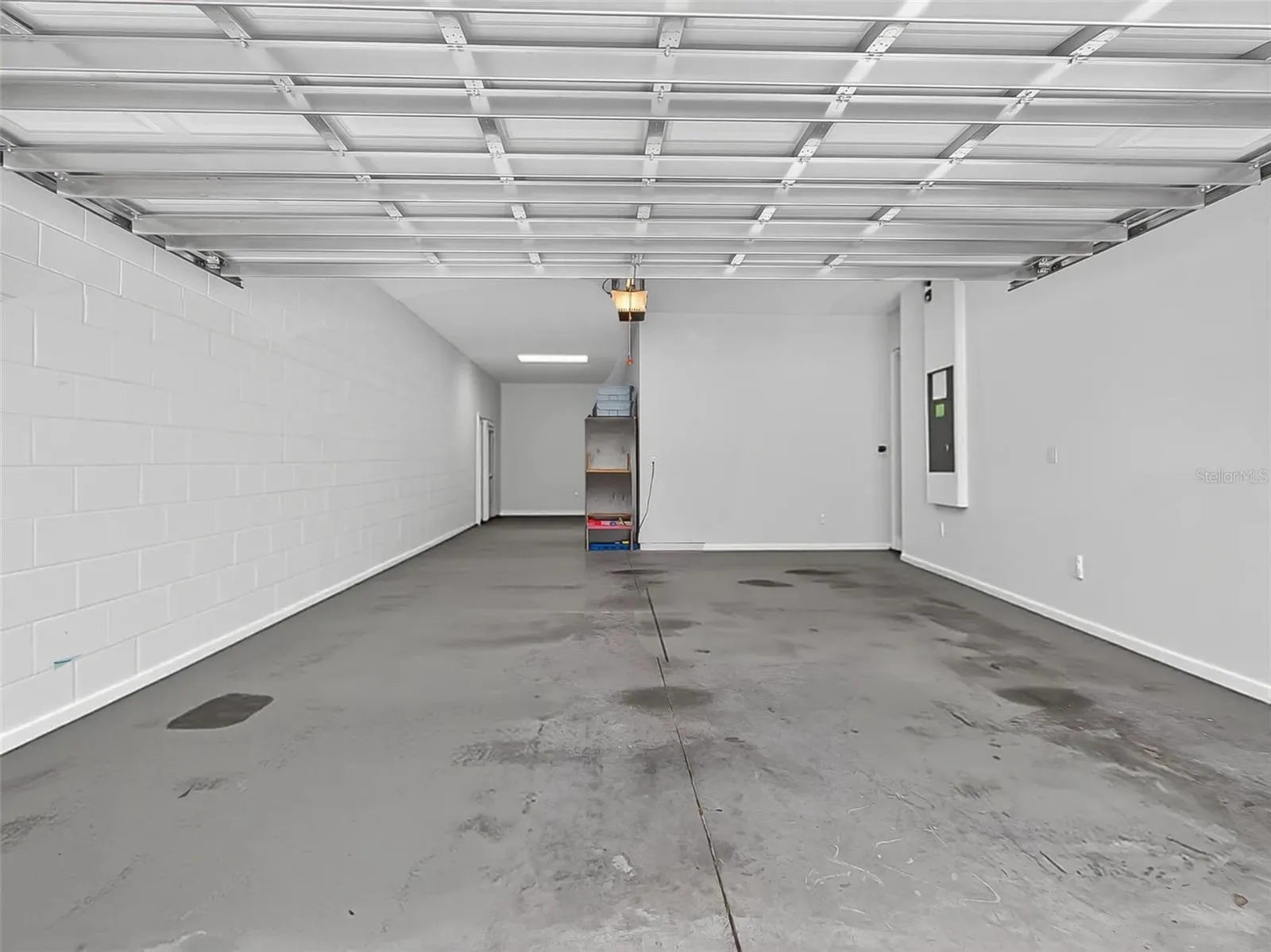 3-car garage