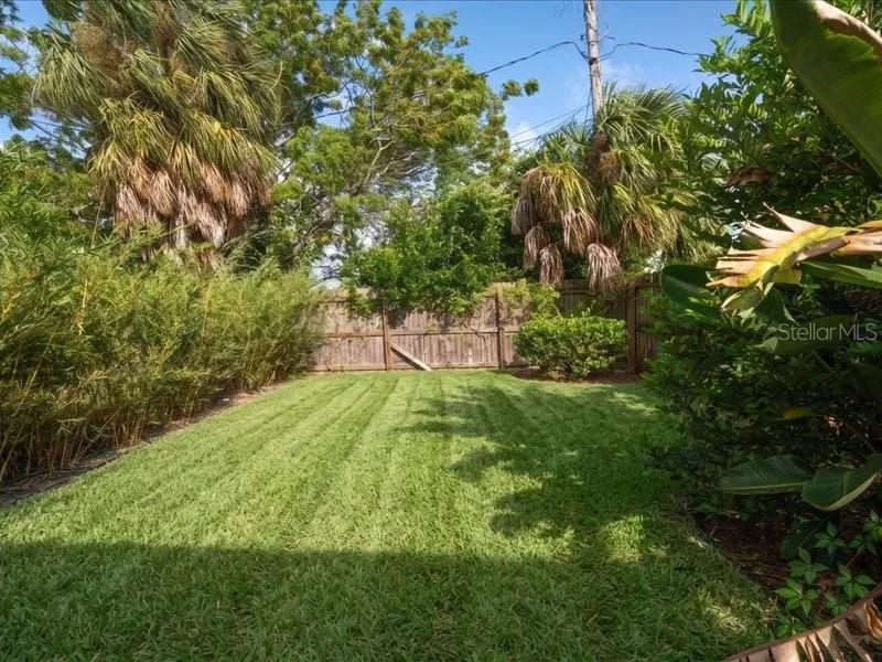 Backyard One Bedroom Side