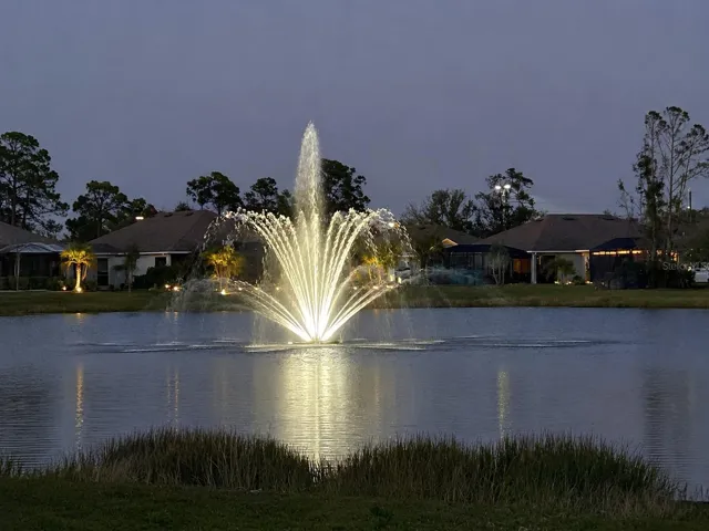 Enjoy stunning fountain view from your lanai