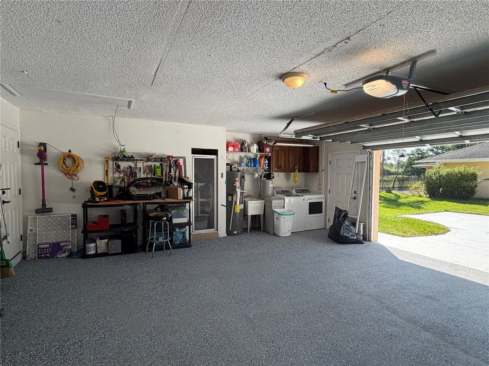 garage