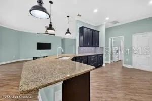 Open kitchen
