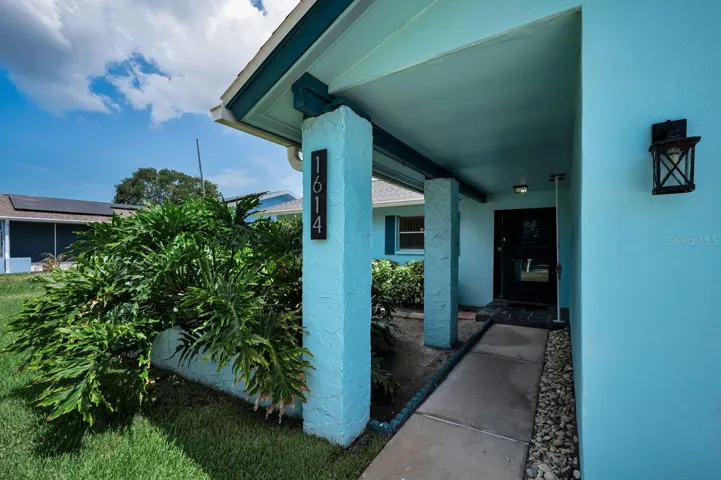 Covered Entryway