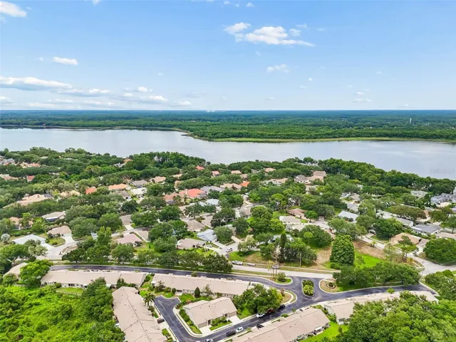 Close to The Lodge with Pool, docks, boat ramp, golf course