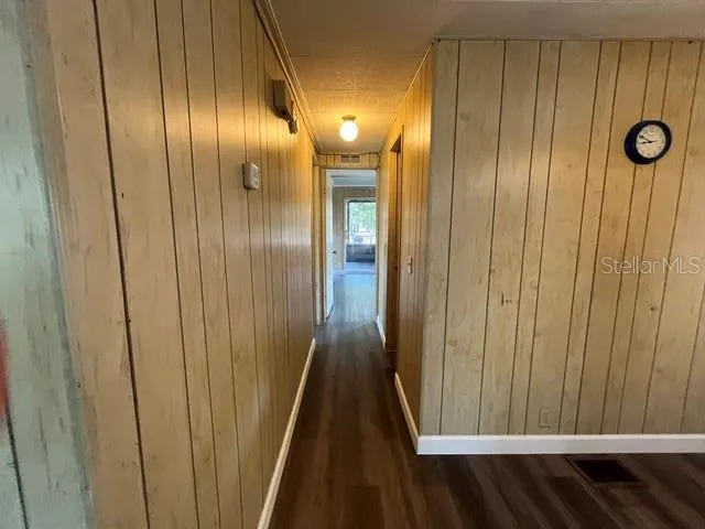 Hallway to bedrooms