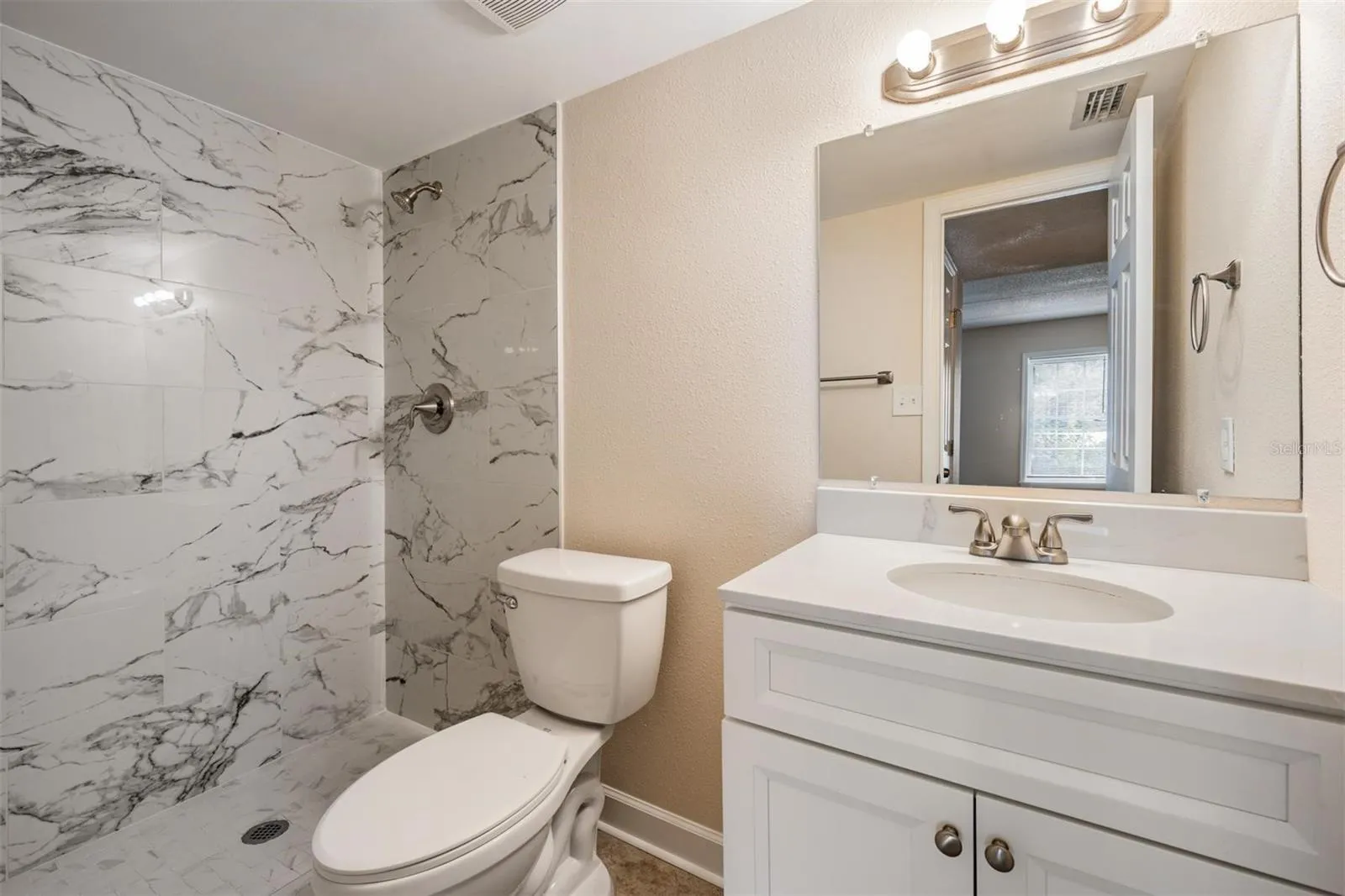 ensuite bath