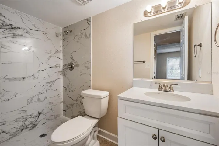 ensuite bath
