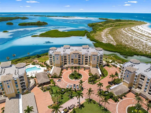 Sunset Pointe at Collany Key Building III