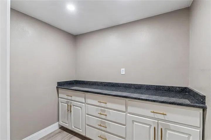 Butler Pantry