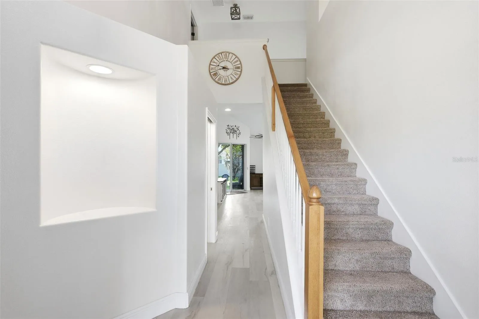 ENTRY WAY