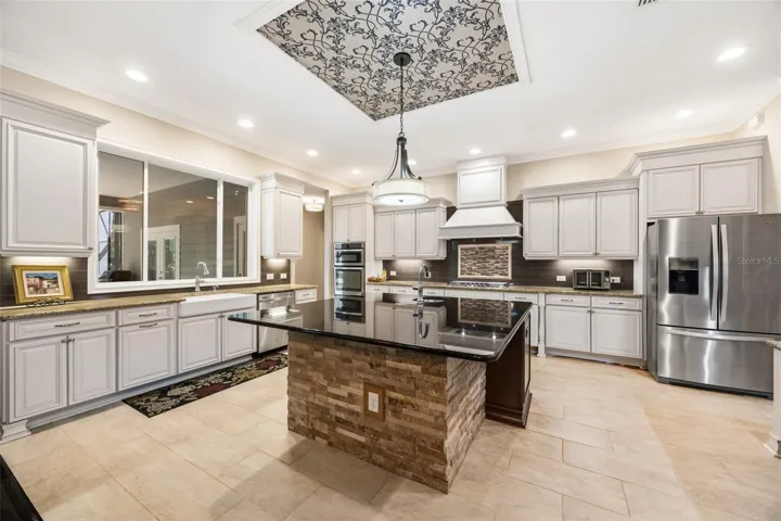 amazing kitchen