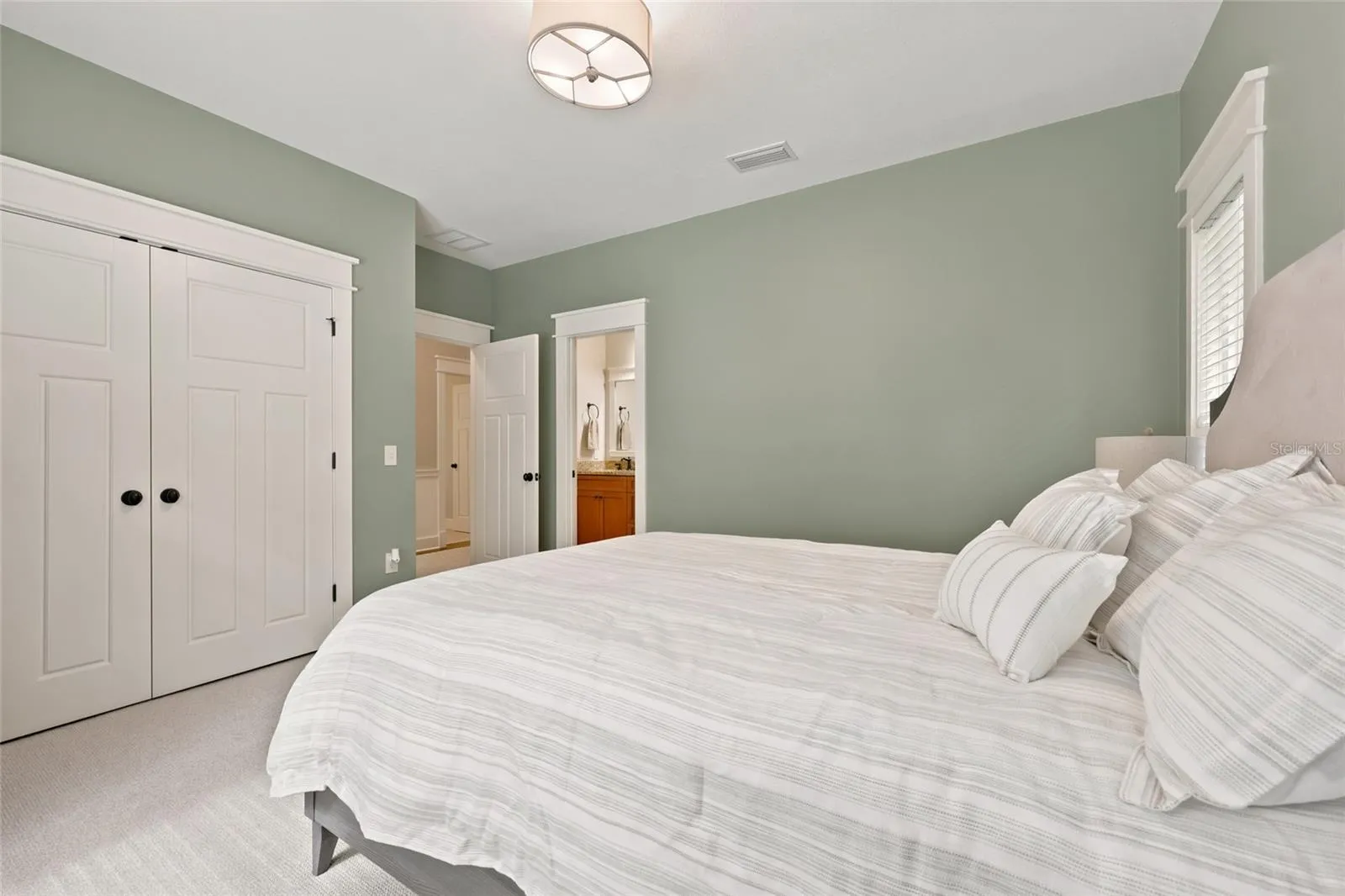 Upstairs bedroom #2