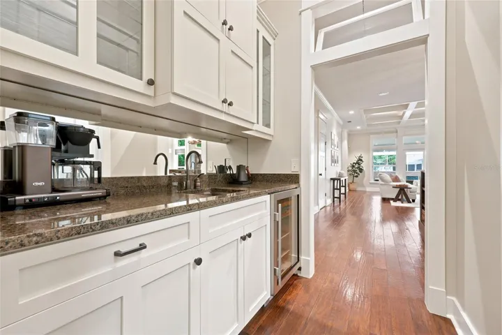 Butler's pantry