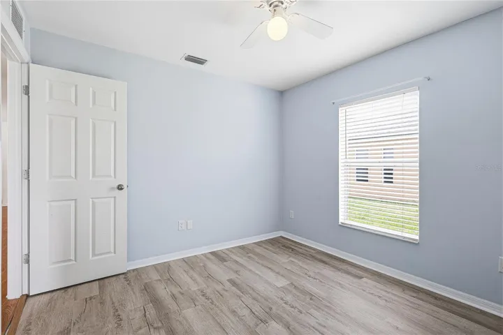 FRONT GUEST BEDROOM