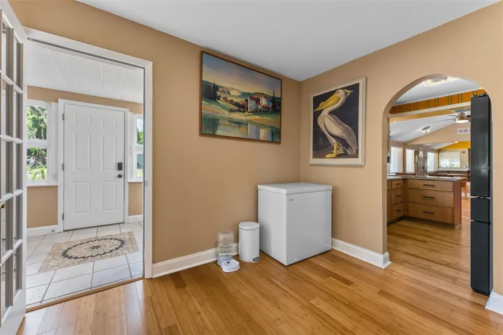 Bonus area from the 2nd entrance and sunroom