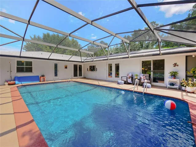 LARGE POOL