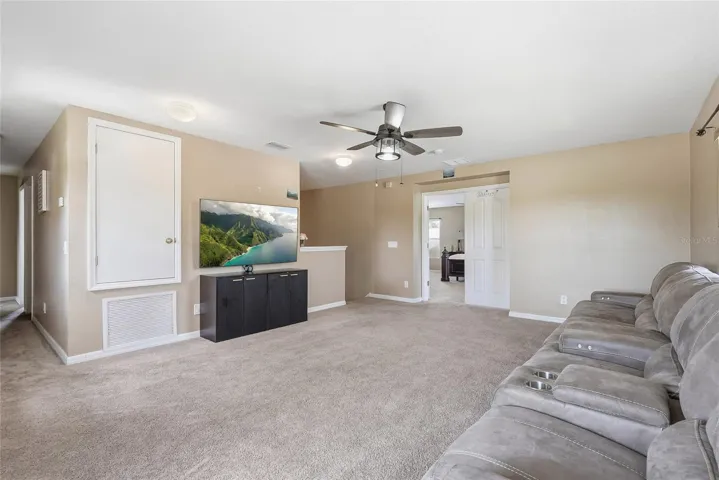 2nd Floor Loft
