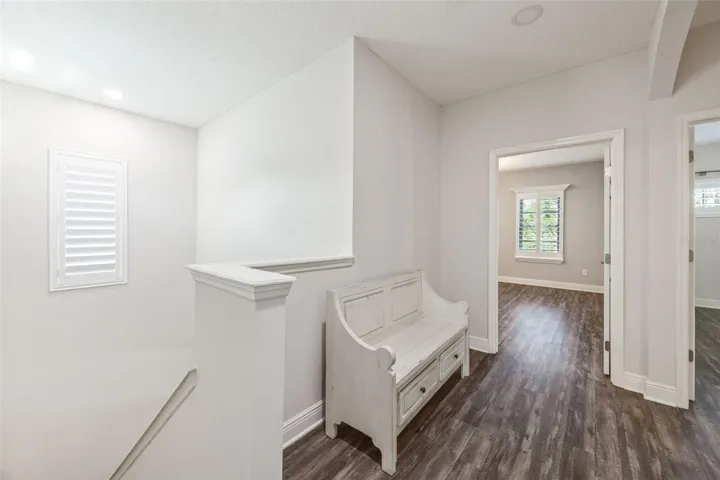 2nd Floor Landing