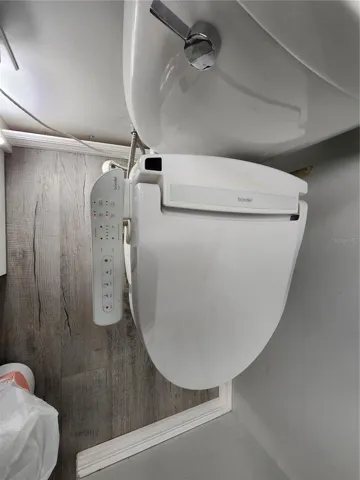 Special toliet
