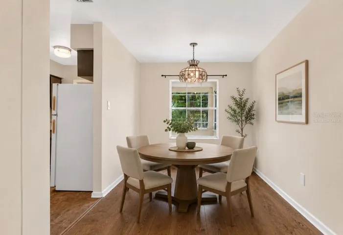 Dining Room Virtually Staged