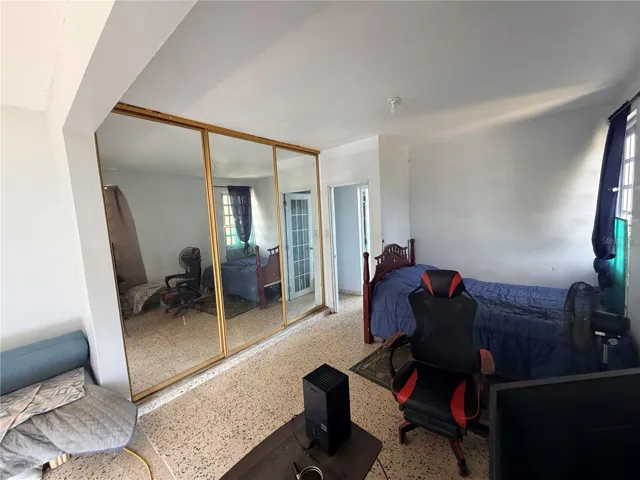 Unit 2 Second floor Second Bedroom Large room with 2 areas Closet and sitting area