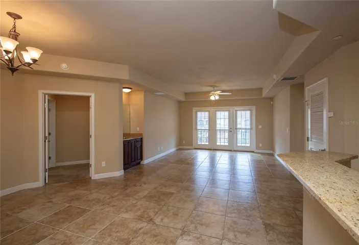 TILE FLOORING IN ALL MAIN AREAS