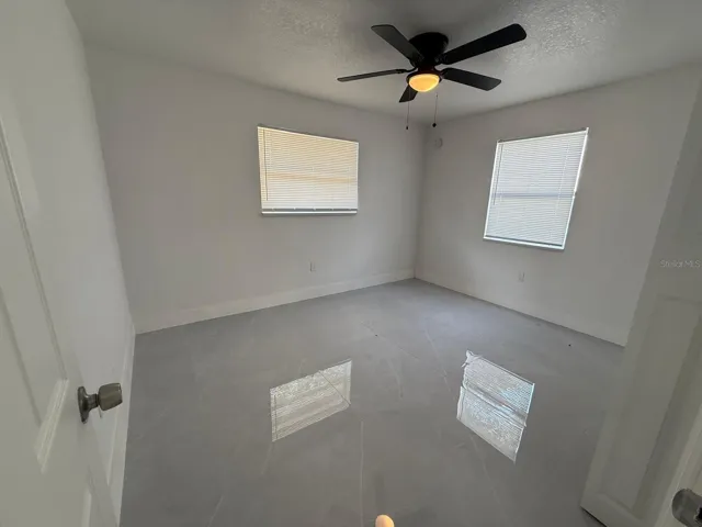 FRONT UNIT BED 1