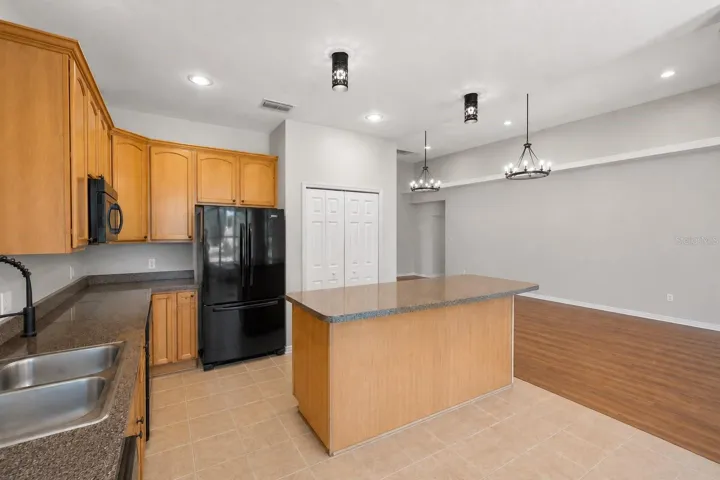 Photos edited to remove tenants belongings