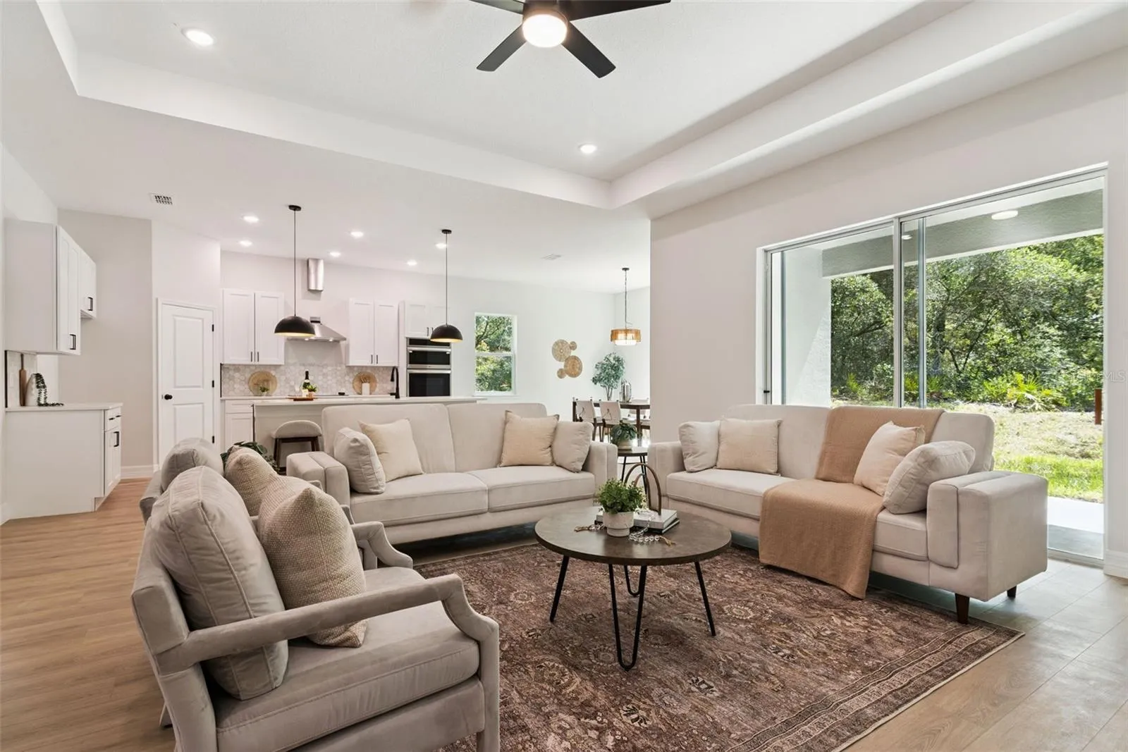 (staged furniture)