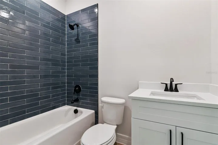 Bonus room full bath 2nd floor