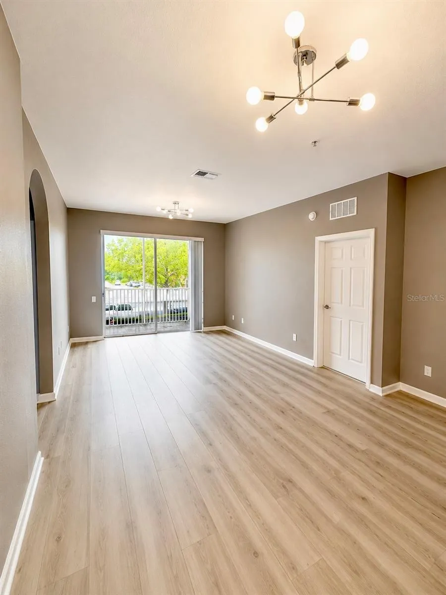 Dinning Room + Family Room
