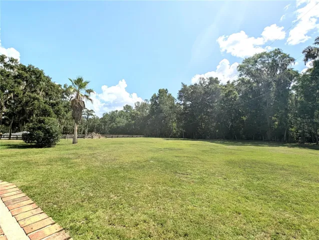 additional space for more paddocks, round pen, arena