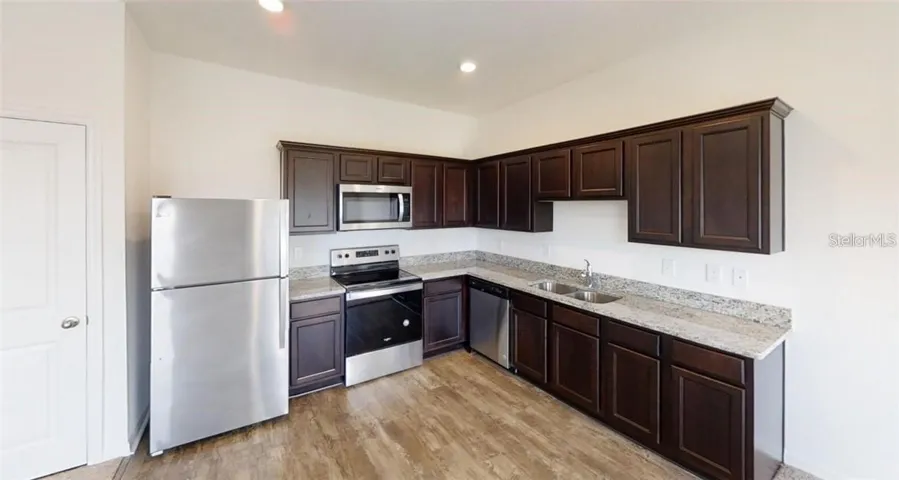 Furniture/items virtually removed.