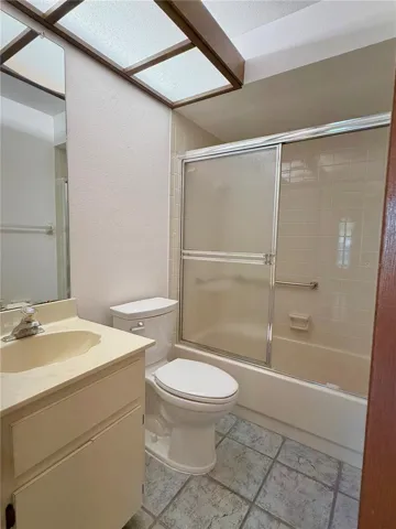 2nd bathroom