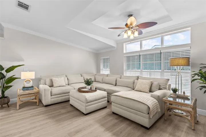 LIVING ROOM ALL FURNITURE AND DECOR IS SOLD WITH THE HOME