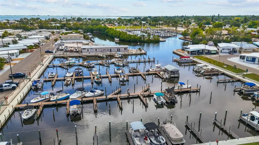 PRIVATE COMMUNITY MARINA