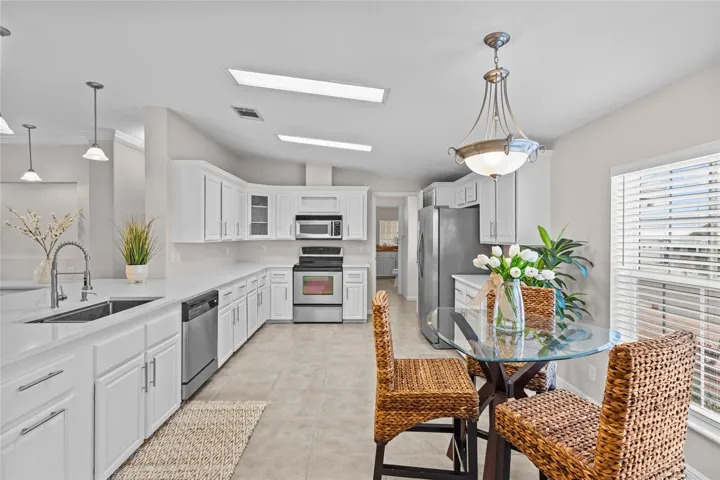UPDATED EAT IN KITCHEN