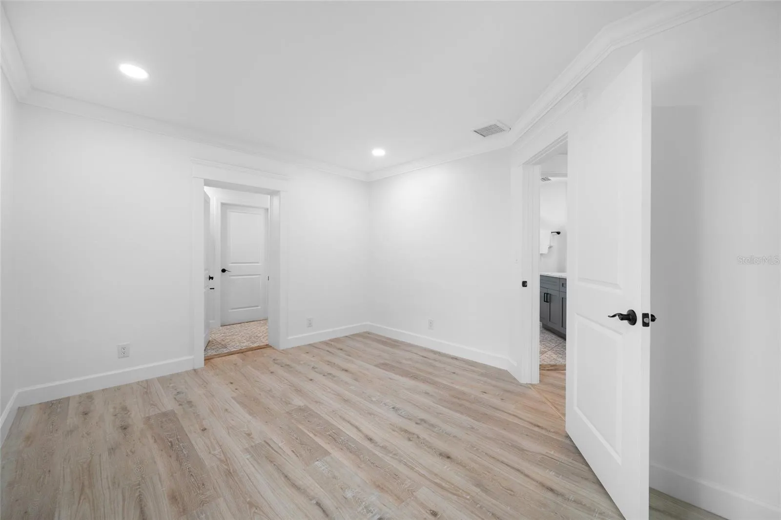 Bedroom #2 Attached to Jack &amp; Jill Bathroom
