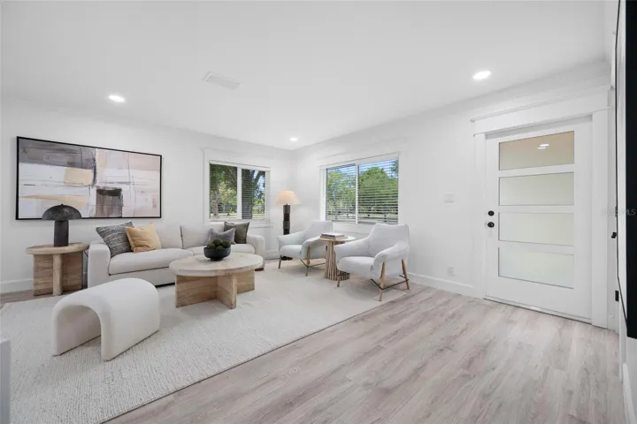 Open and Spacious Family Gathering Room