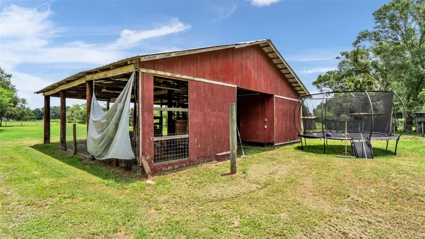 1 full acre of property