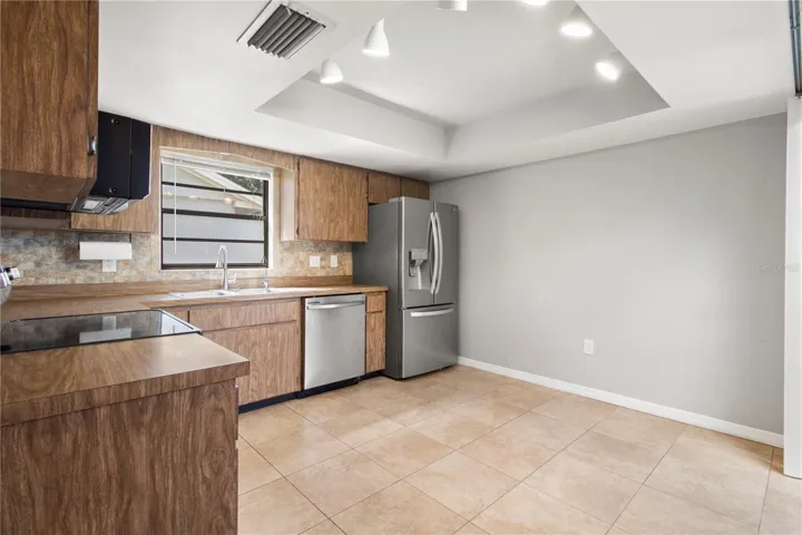 Eat in Kitchen