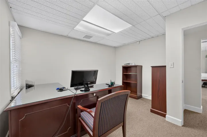 Office 6