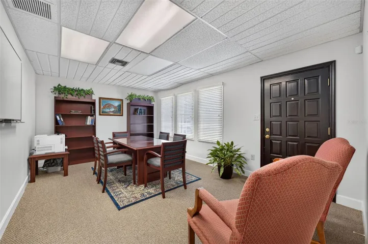 Separate entrance for annex area