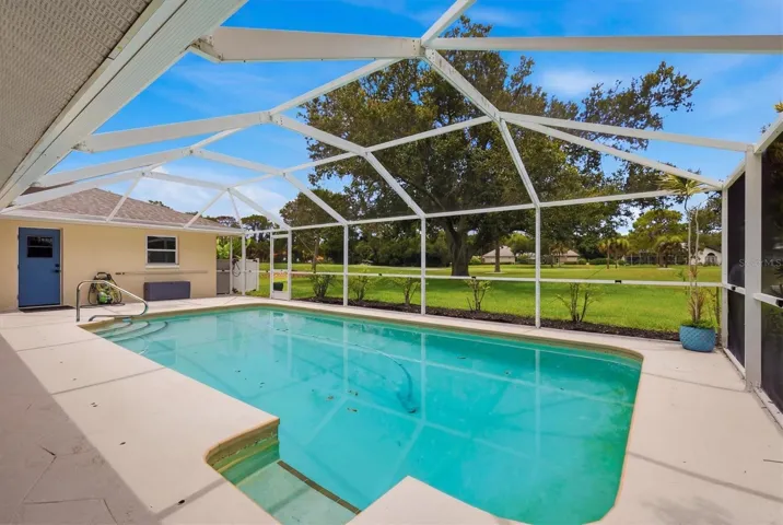 Expansive Views of the Golf Course