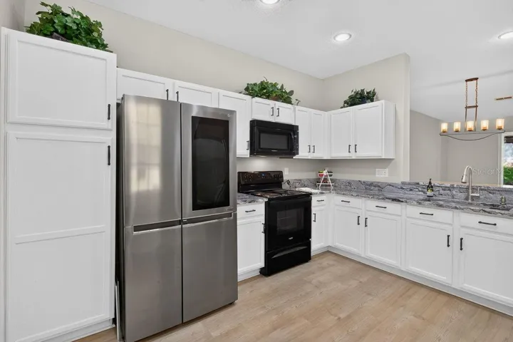 Stainless Steel / Granite