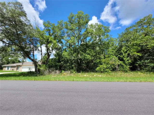 Front view of property