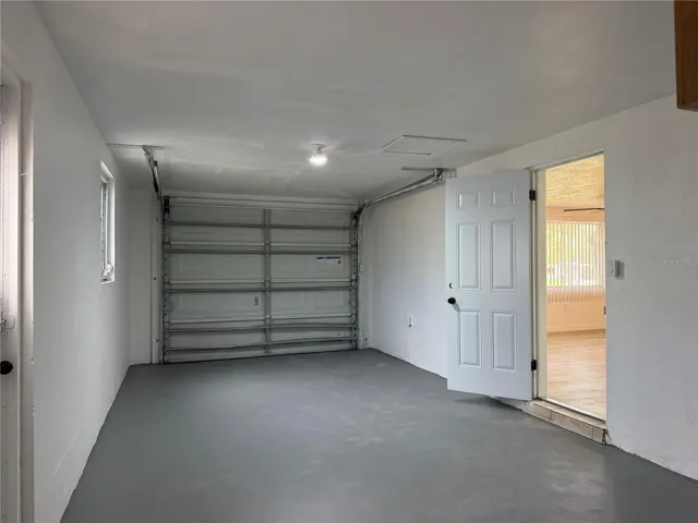 1-car Garage